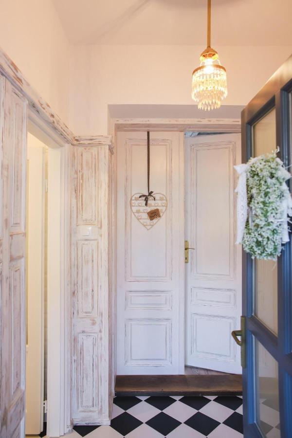 Bab-Lak Apartman Kisvarda Ngoại thất bức ảnh